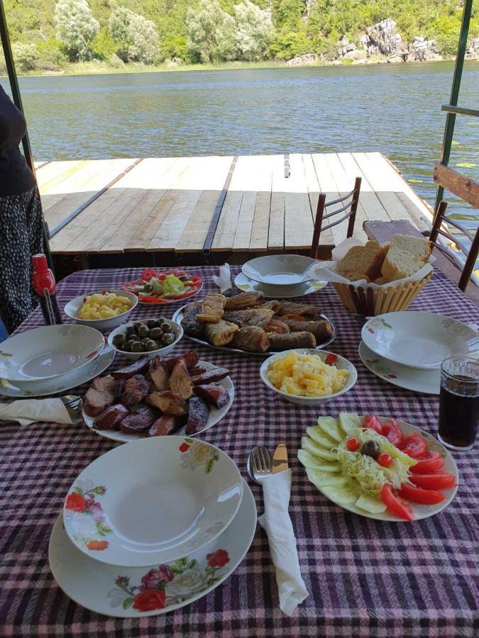 Mali Raj Apartmani Cetinje Exteriér fotografie