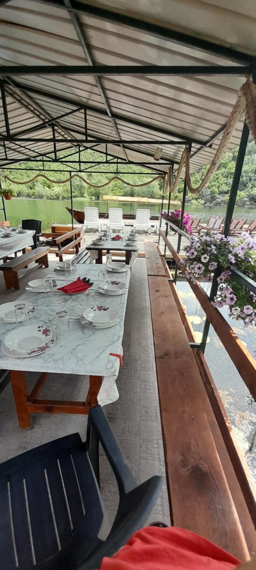 Mali Raj Apartmani Cetinje Exteriér fotografie
